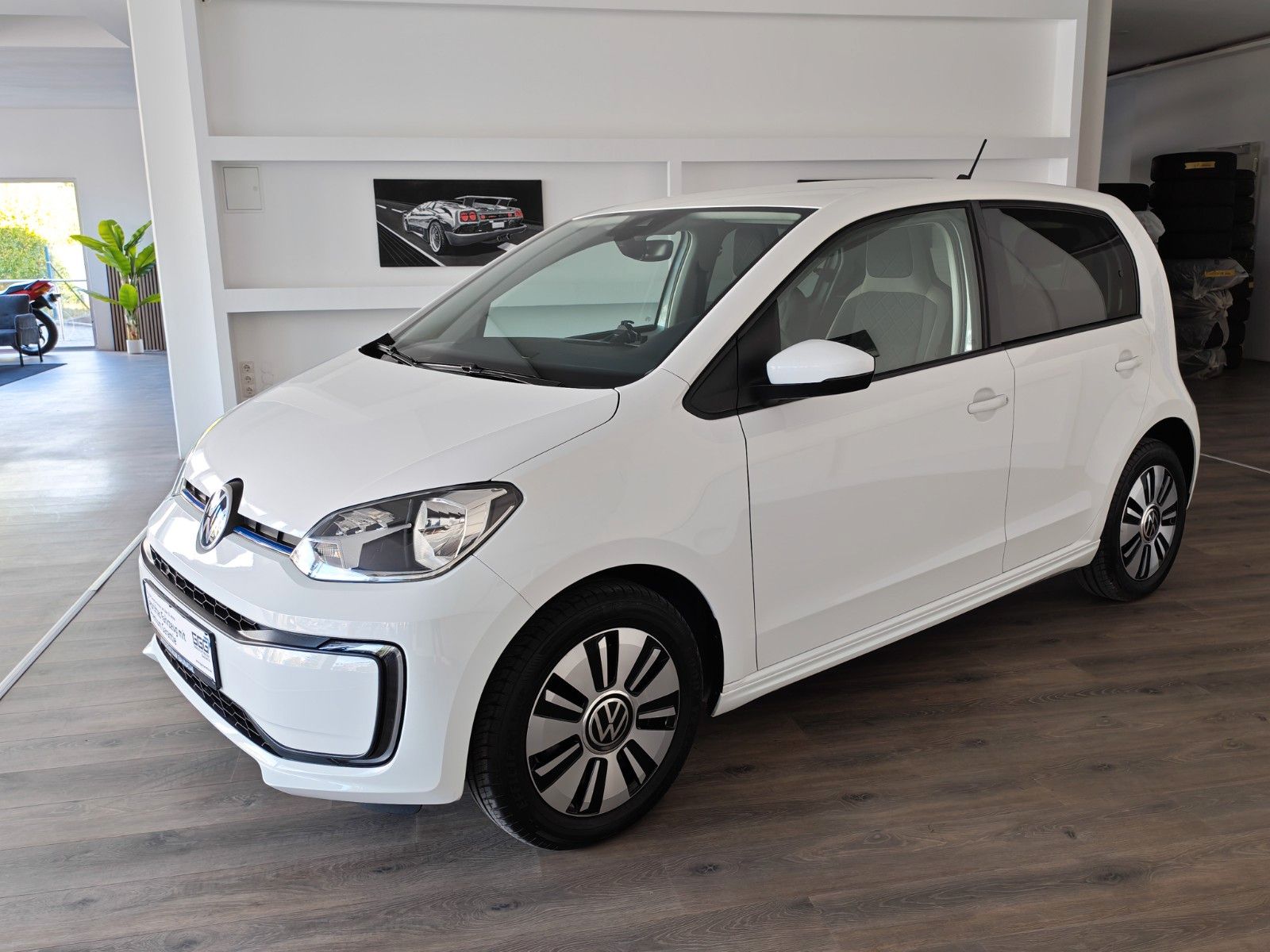 Volkswagen up! e-up! Style Plus TEMPO+SHZ+DAB+KLIMA imagem 3