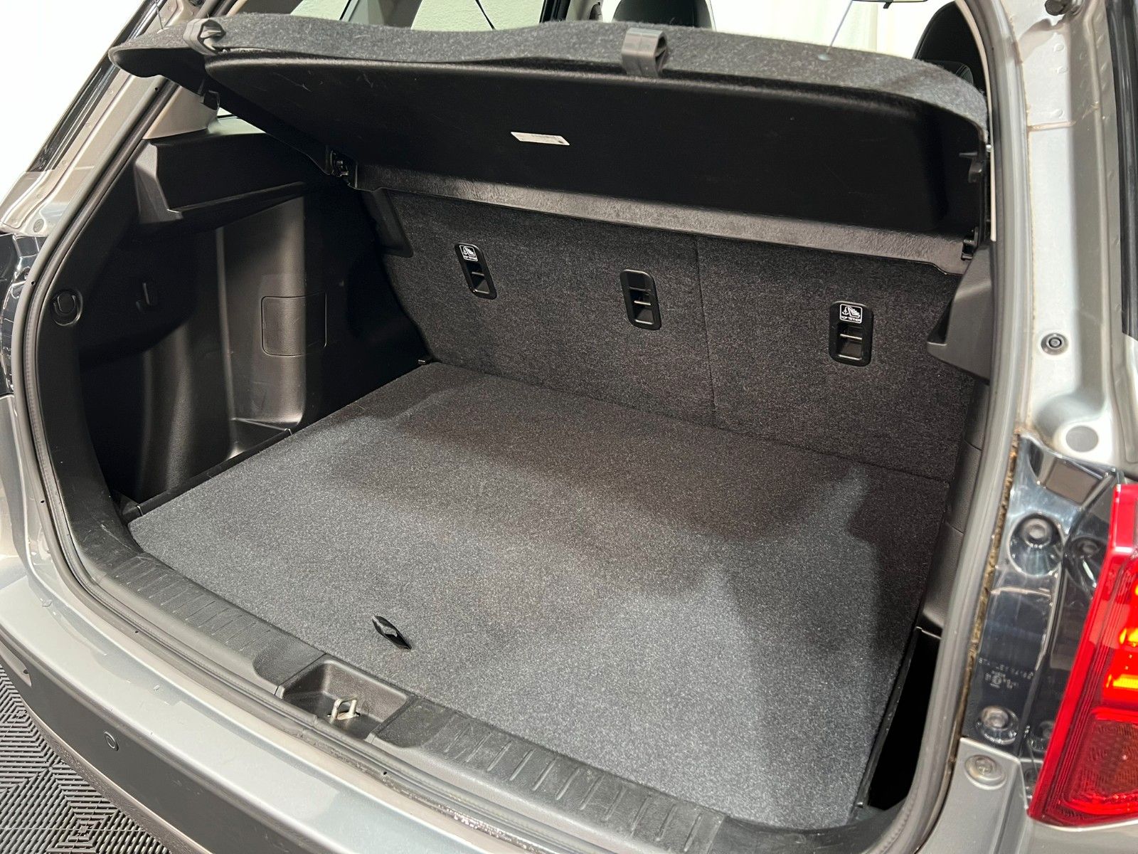 Fahrzeugabbildung Suzuki Vitara Comfort + / Pano. / LED / Allgrip