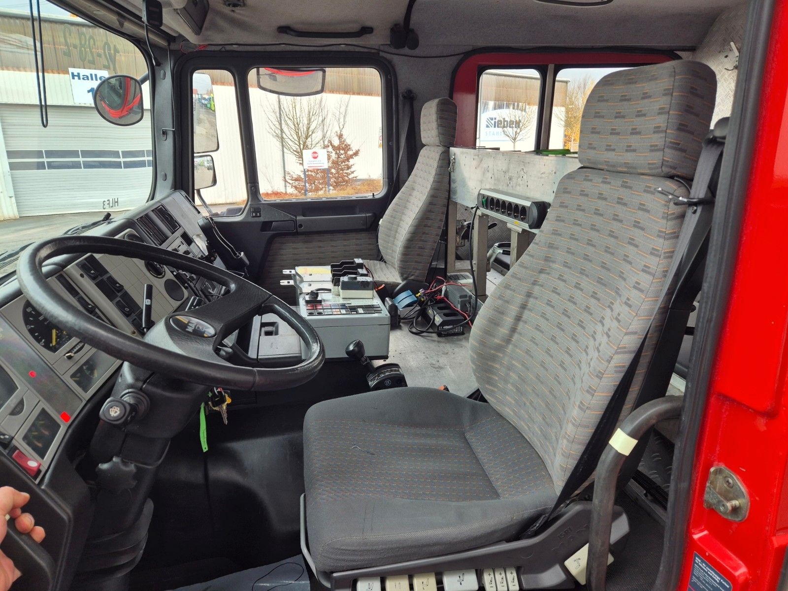 Fahrzeugabbildung MAN FE 26.360 LF 8 Löschfahrzeug