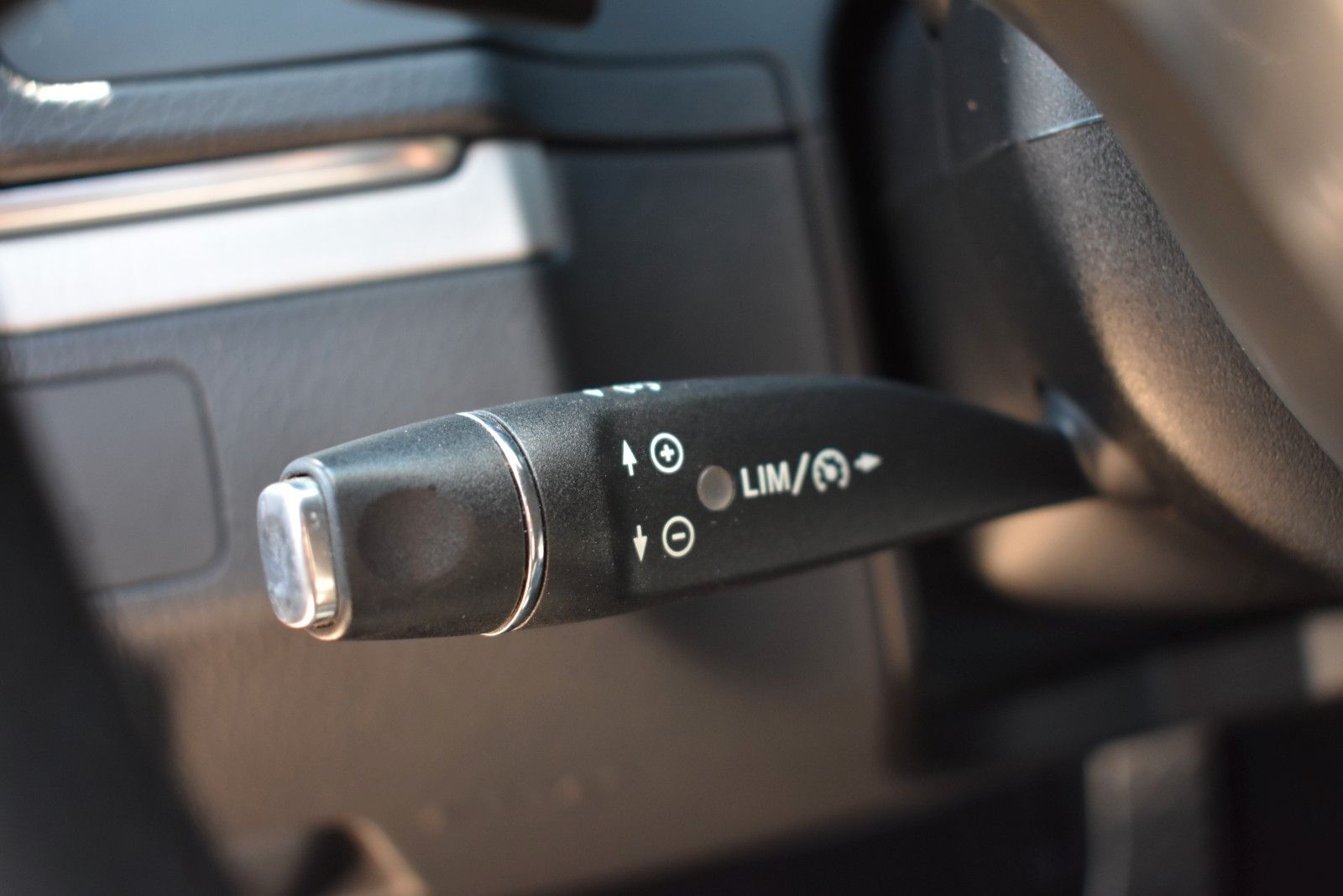 Fahrzeugabbildung Mercedes-Benz E 350 Cabrio /AMG Line /Harman Kardon/LED/Kamera
