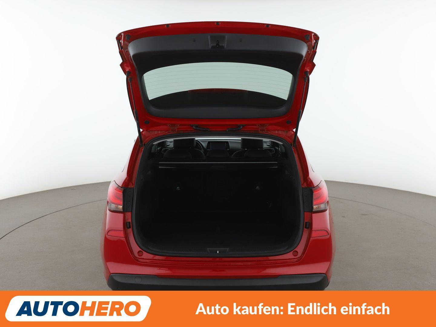 Hyundai i30 1.4 TGDI Premium Aut.*NAVI*LED*ACC*SPUR*