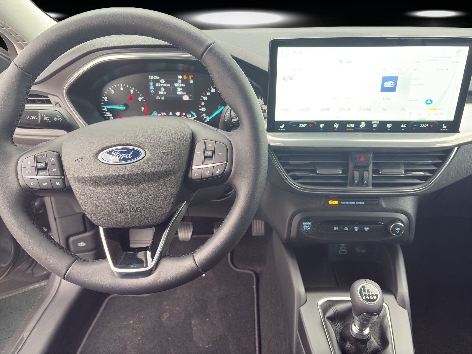 Fahrzeugabbildung Ford Focus Titanium Winter Pak. Fahrerassys. Paket.