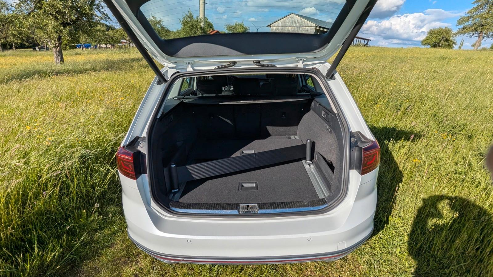 Volkswagen Passat 2.0 TDI SCR 176kW DSG 4MOT A..., миниатюра 4