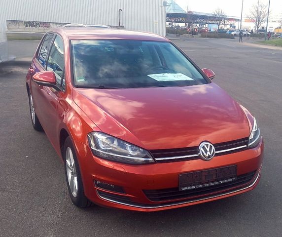 Volkswagen Golf VII Lim. Highline BMT.PDC.Tempomat.ZHZ.