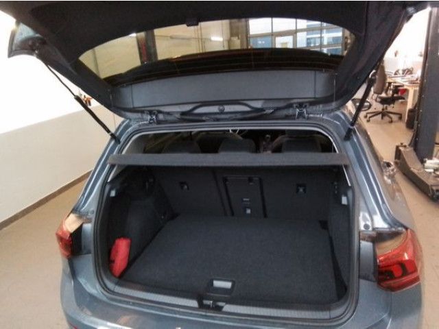 Volkswagen Golf - Bild 9