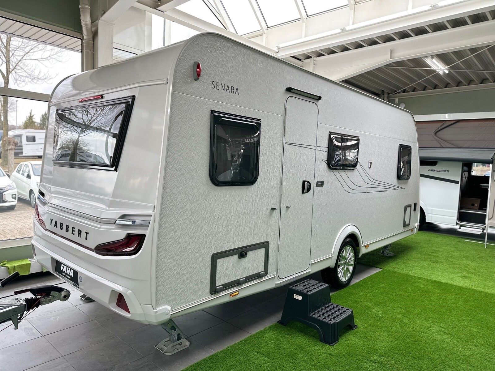 Fahrzeugabbildung Tabbert Senara 490 TD 2.3 Premium Interieur Exterieur