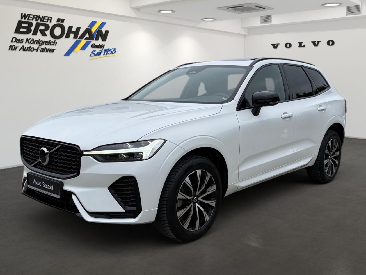 Fahrzeugabbildung Volvo XC60 Plus Dark 2WD