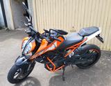 KTM Duke 125 - NAKED BIKE VON 126 BIS 250 CCM