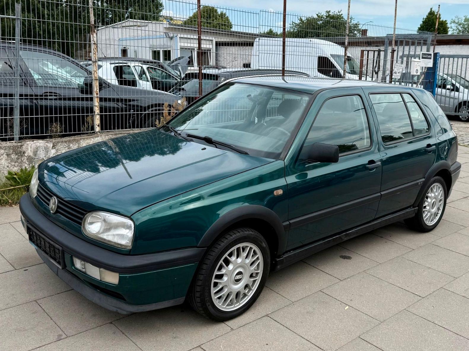 Volkswagen Golf * OLDTIMER * TÜV NEU