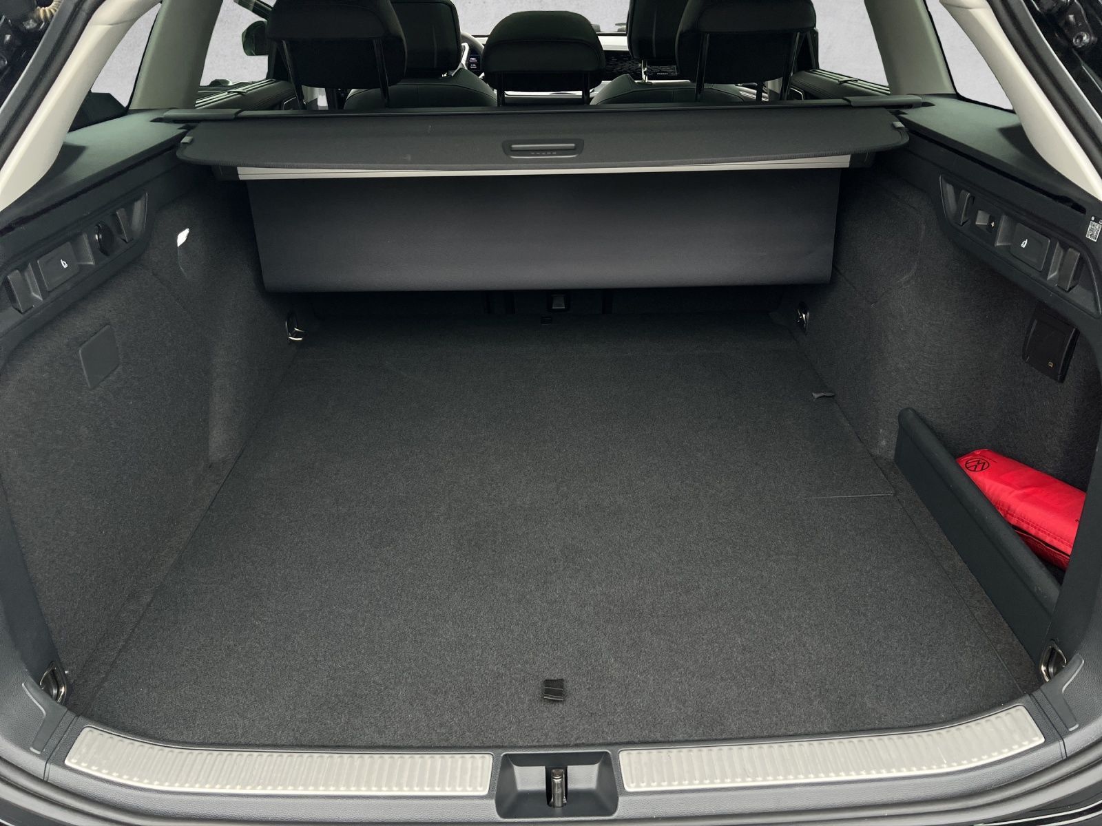 Passat Variant Elegance 1.5 TSI eHybrid DSG AHK*