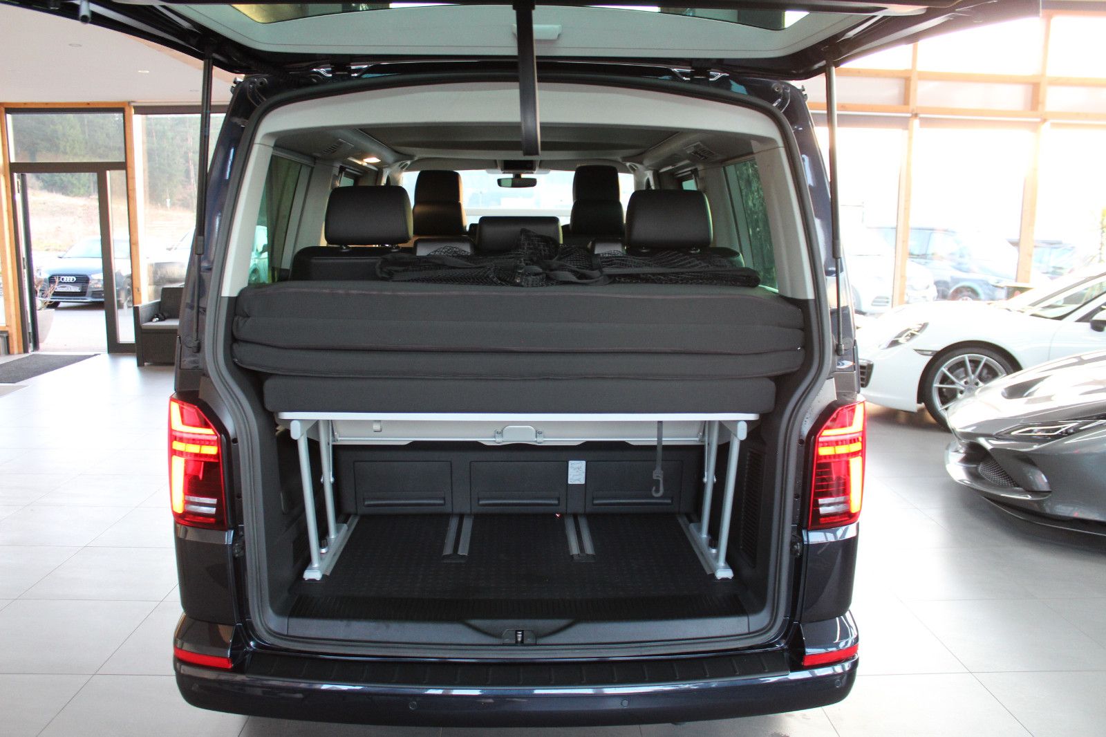 Volkswagen T6.1 California 2.0 TDI DSG Beach Tour FWD foto 14