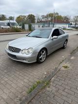Mercedes-Benz Mercedes clk 240 v6 Automatik - Mercedes-Benz CLK 200 Gebrauchtwagen in Hamburg