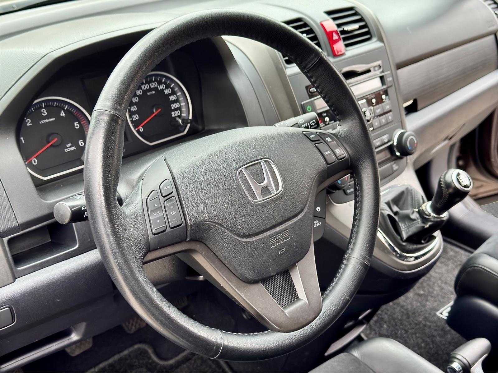 HONDA CR-V 2.2 i-DTEC 150ch 4X4 - CUIR - CHAUFFAGE AUXILIAIRE - SIÈGES CHAUFFANTS - ATTELAGE - CLIM BIZONE