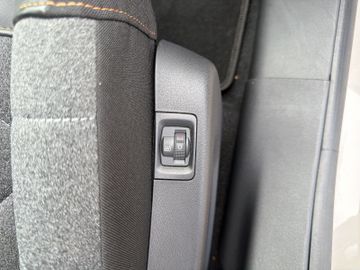 Citroën C3 1.2 VTR-Sport NAVIKAMERAPDC