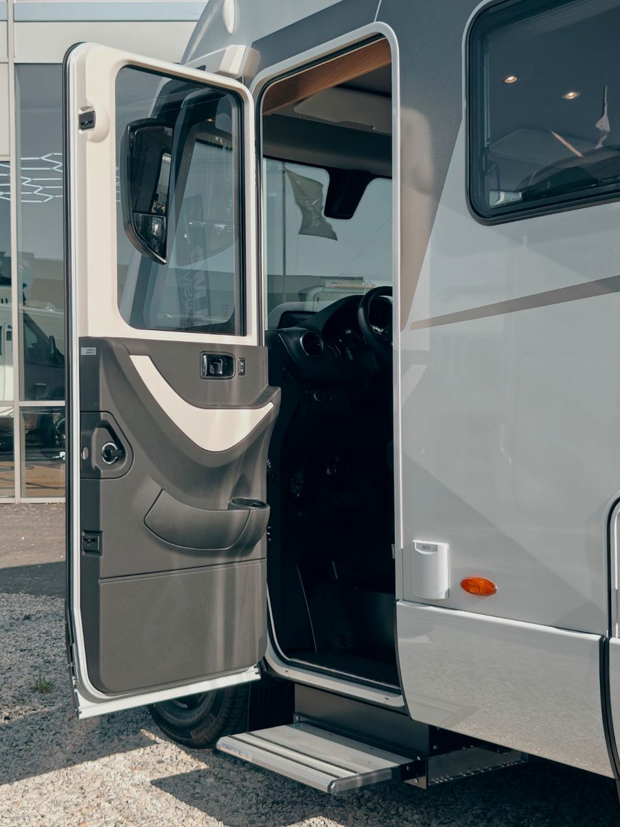 Fahrzeugabbildung HYMER / ERIBA / HYMERCAR B-KLASSE MC I 680 PREMIUM - NEU! MODELL 2025