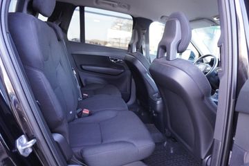 Volvo XC90 - 11
