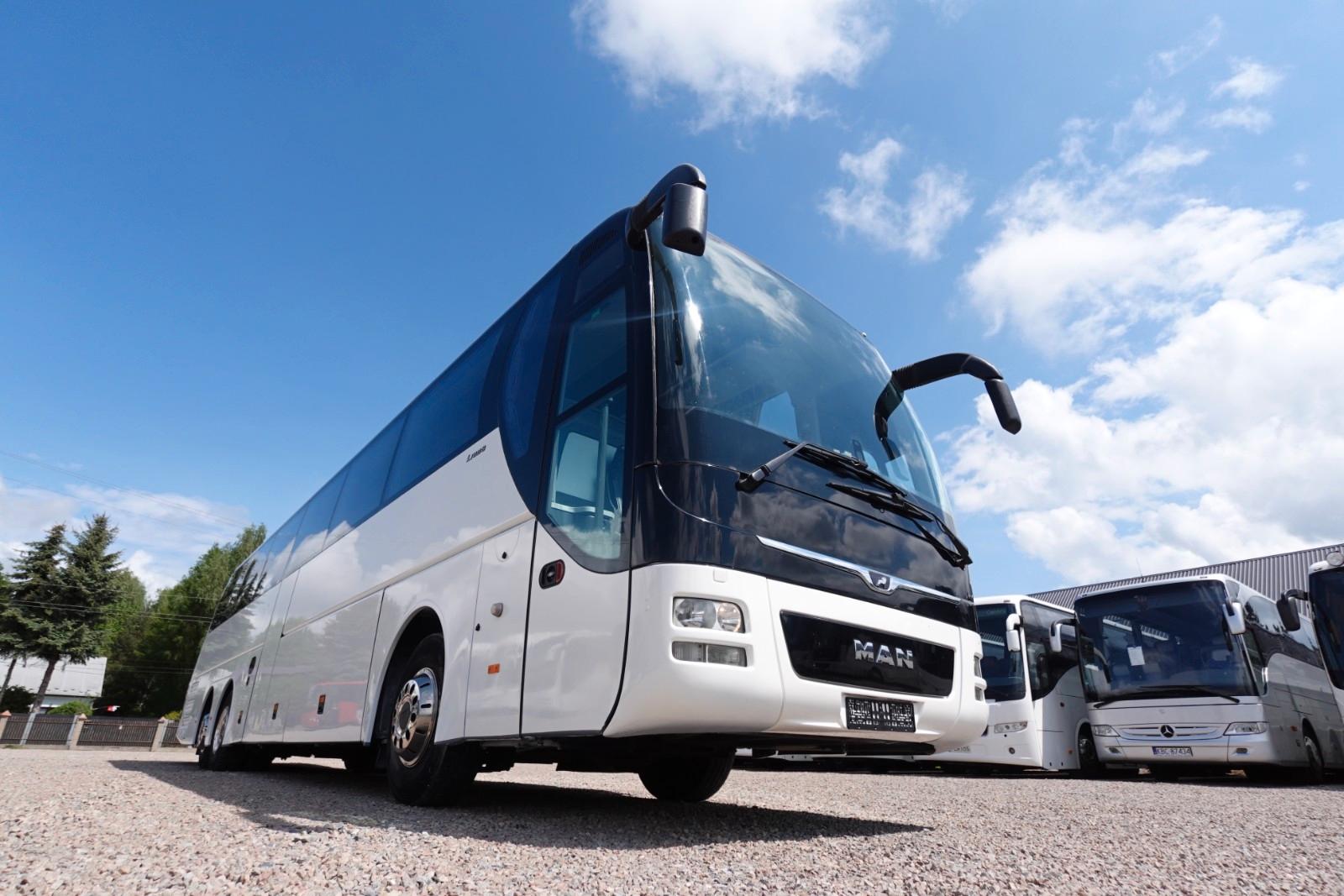 MAN LIONS COACH 57+2 EURO 6