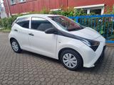 Toyota Aygo x-business,1Hand,scheckheft,Klima,Garantie. - Toyota Gebrauchtwagen in Trier