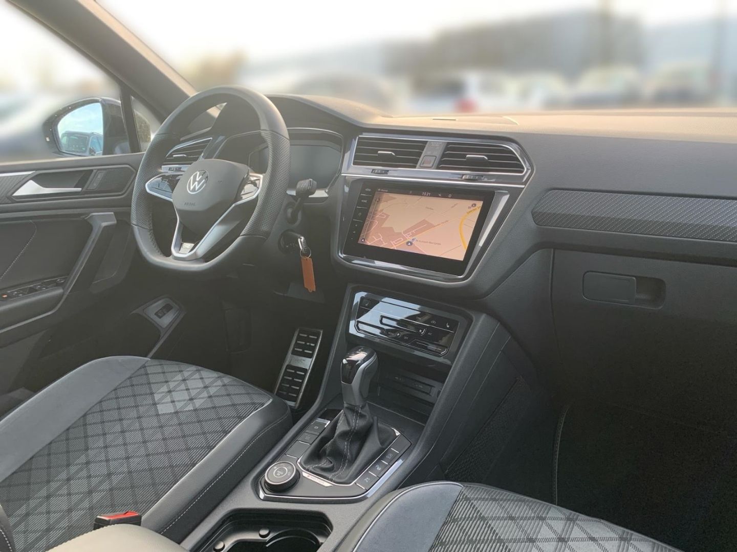 Volkswagen Tiguan Allspace R-Line 4Motion 2.0 TSI Navi AHK foto 24