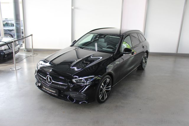 Vorschaubild von: Mercedes-Benz
C 300 d T Avantgarde DIGITAL Light AHK Kamera