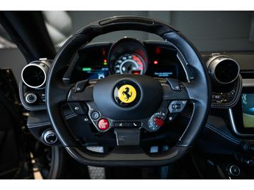 صورة مصغرة 20 لـ 2018 Ferrari GTC4LUSSO