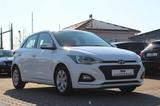 Hyundai i20 1.2 Select/VOLLSHEFT/KLIMA/PDC/BT/AUX/USB/ - Hyundai i20 Unfallwagen