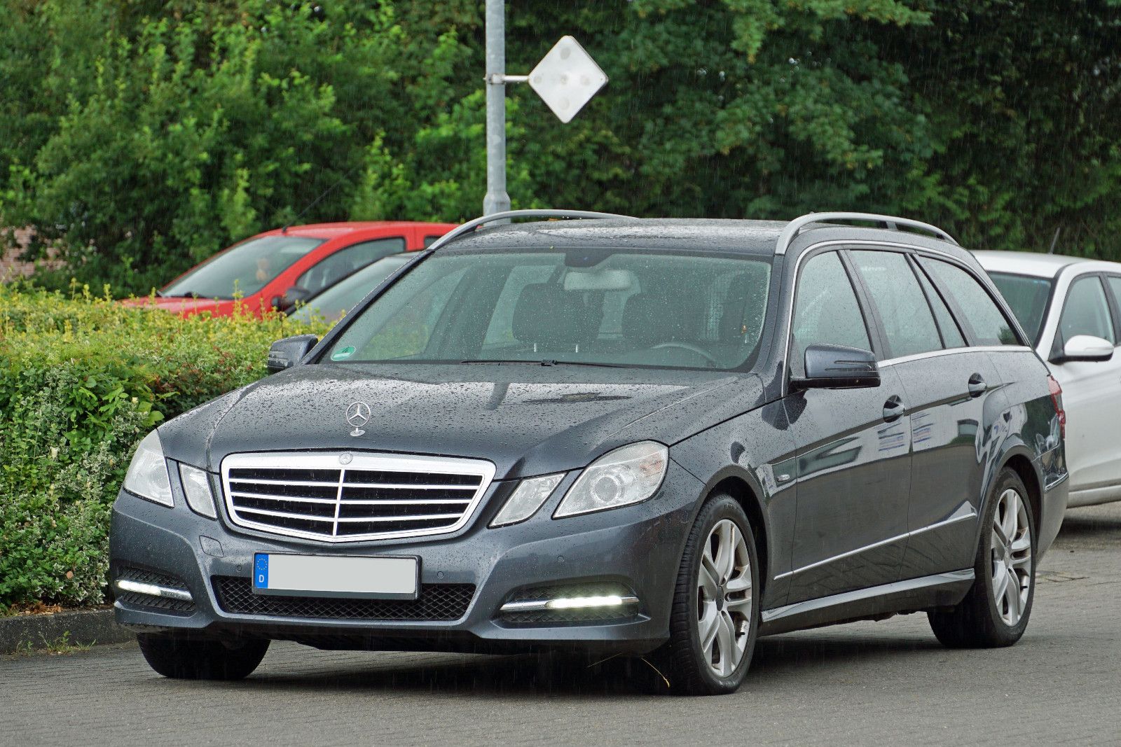 Mercedes Mercedes-Benz E 220 CDI T-Modell BlueEfficiency Av