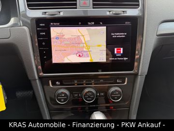 Volkswagen Golf - 8