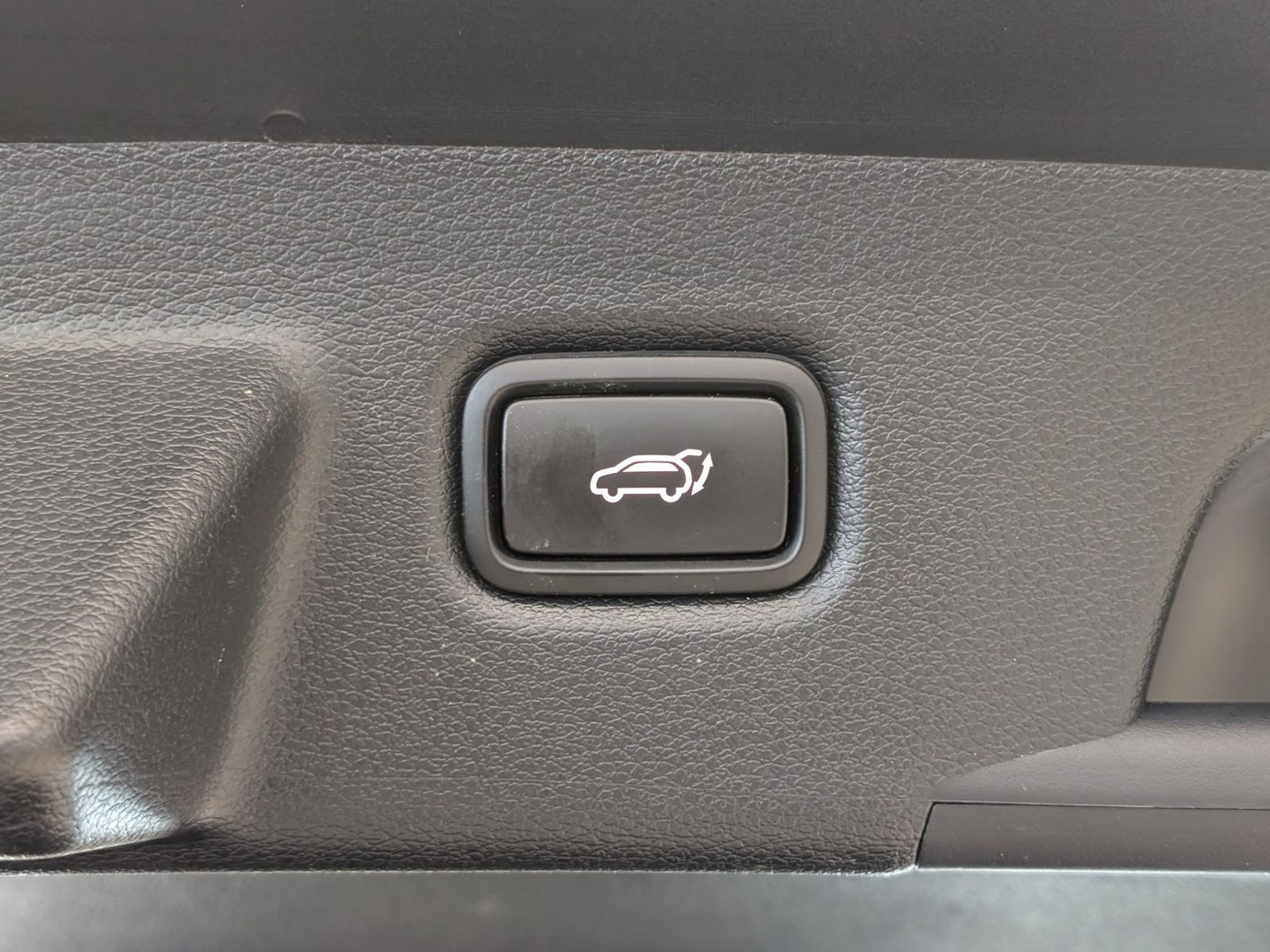 KIA XCeed 1.6D 48V Spirit Xclusive Glasdach – Bild 14