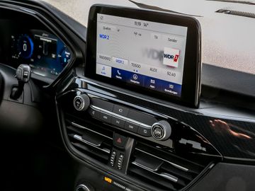 Ford Kuga 2.5 Plug-In Hybrid ST-Line X Kamera Navi
