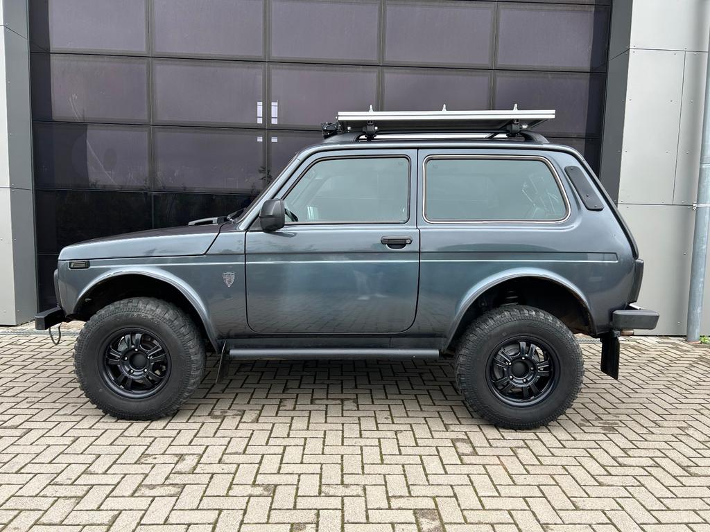 Lada Niva
