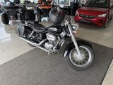 Honda RC44 VT 750 C Shadow (RC44) - HONDA 750 4