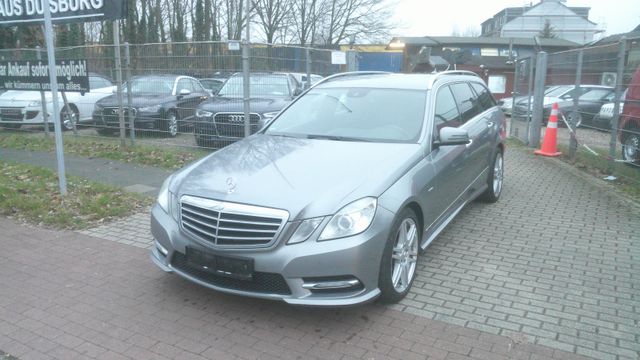 Mercedes-Benz E 220 CDI BlueEfficiency/AMG-Line/Automatik/ TOP