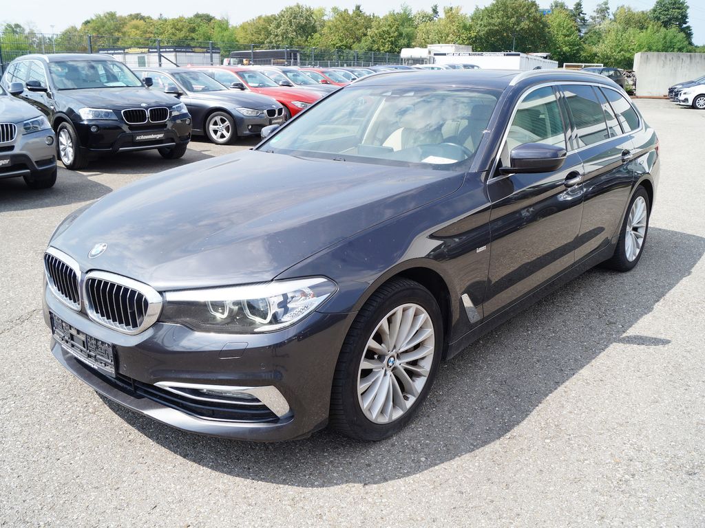 Image of BMW 540