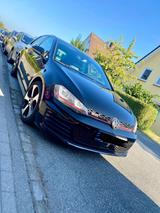 Volkswagen Golf 7 GTI Performance 230 PS mit Sportaus... - Volkswagen Golf: GTI Sport