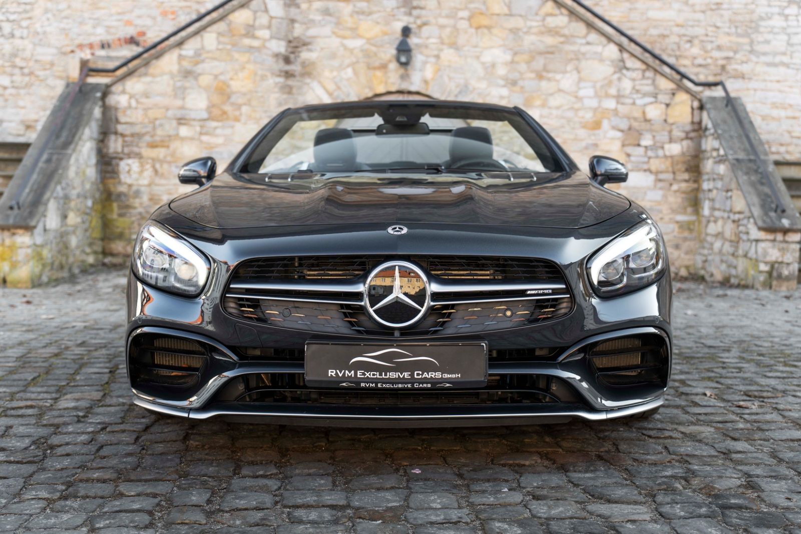 Fahrzeugabbildung Mercedes-Benz SL 63 AMG CARBON H&K KAM AIRSCRAF SOFT-CLOSE