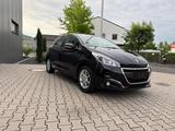 Peugeot 208 PureTech 82 Allure Allure - Peugeot 208 von privat