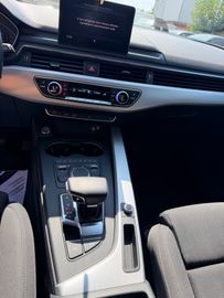 Audi A4 - 11