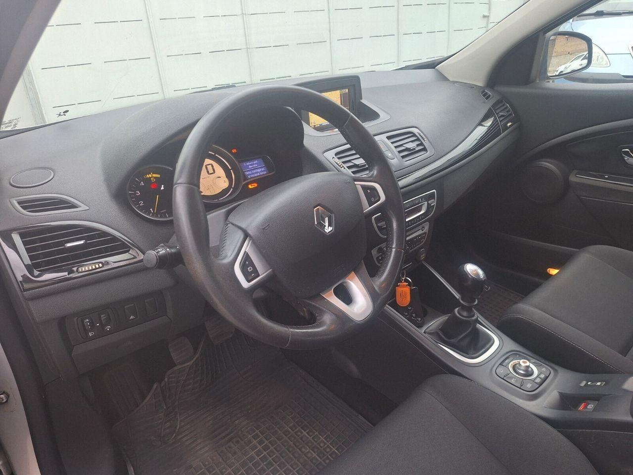 Renault Megane 2012 — photo 8