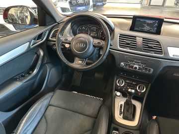 Audi Q3 2.0 TDI quattro *BiXenon*Pano*AHK*SLine*