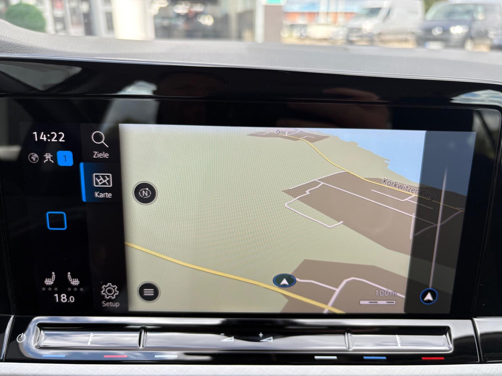 Volkswagen Golf VIII Life LED Navi AppConnect ACC SHZ, миниатюра 27