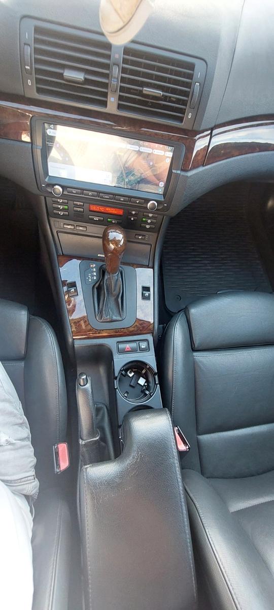BMW 325 2004 — photo 5