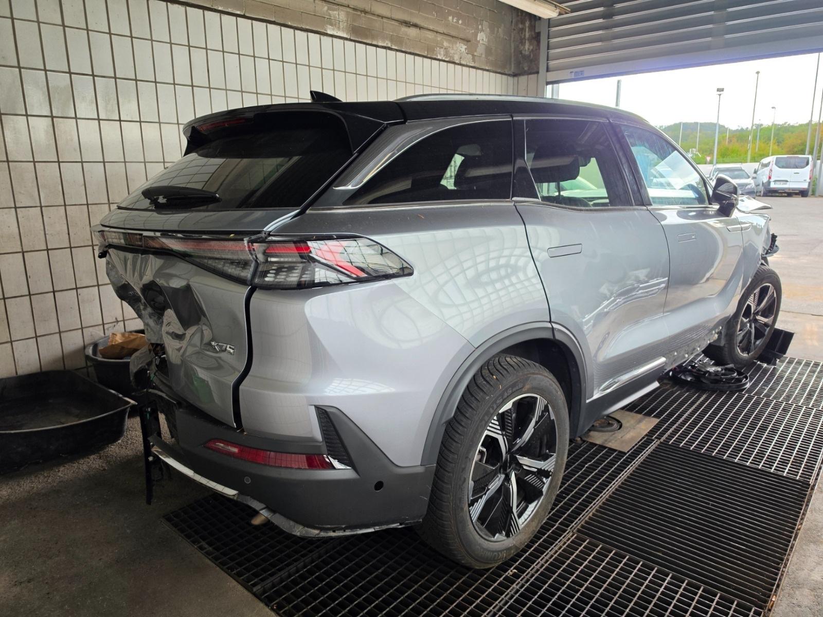 BAIC Beijing X75