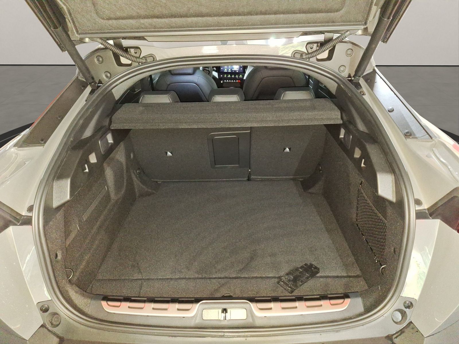 Peugeot 408 - Bild 18