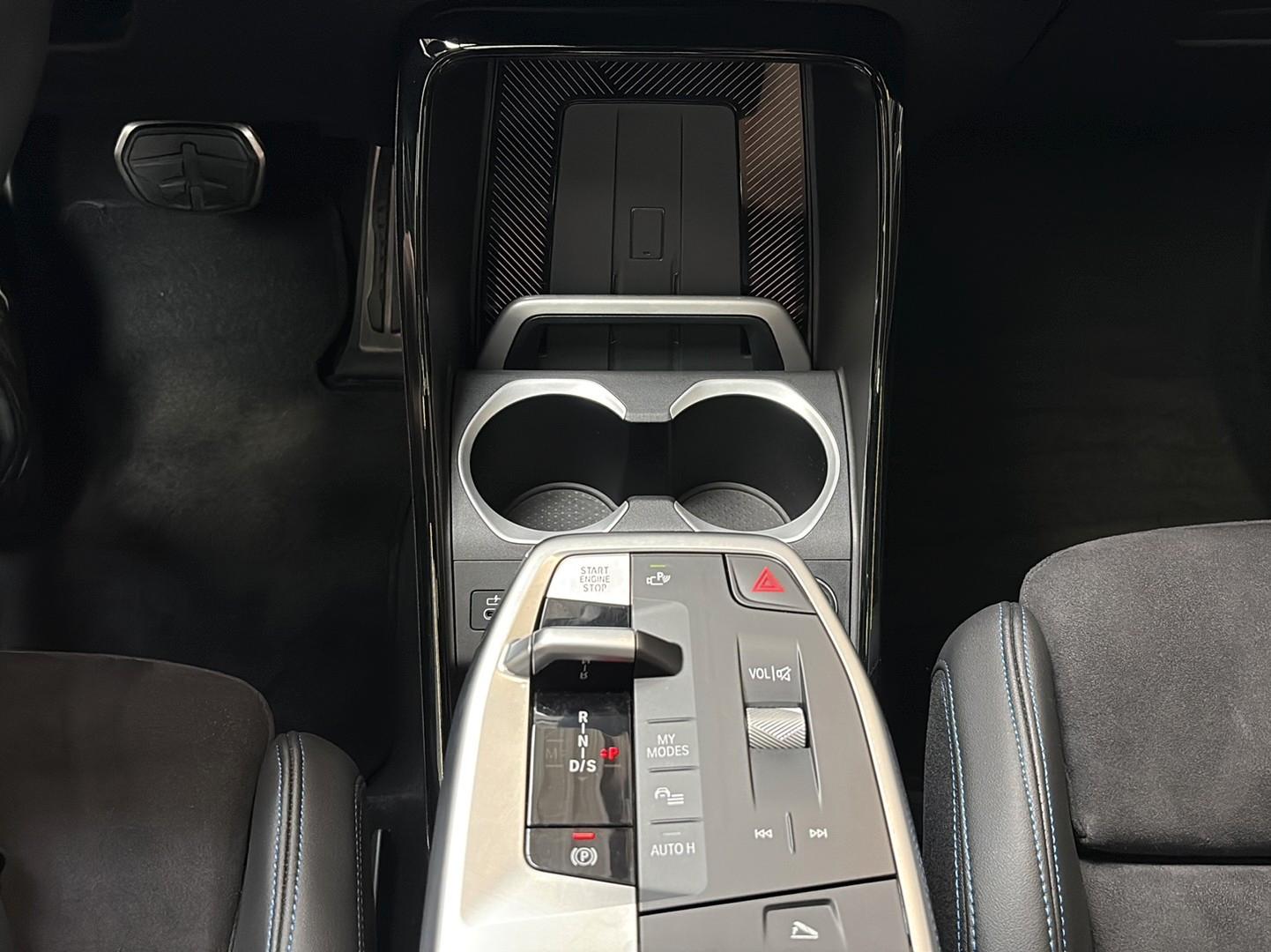 BMW X1 20xd M Sport AHK PANO SHZ QI KZU DA+ MEMORY, миниатюра 22