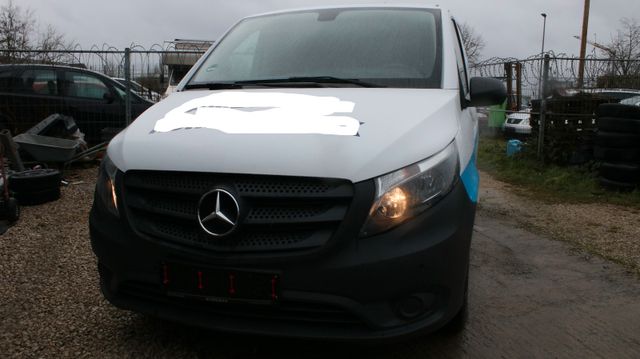 MERCEDES-BENZ Vito111 CDI FWD lang Navi PDC Kamera 113TKm