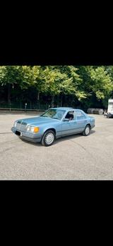 Mercedes-Benz W124 250D  H-Kennzeichen Automatik Klima S... - Mercedes-Benz 250: W124 250d