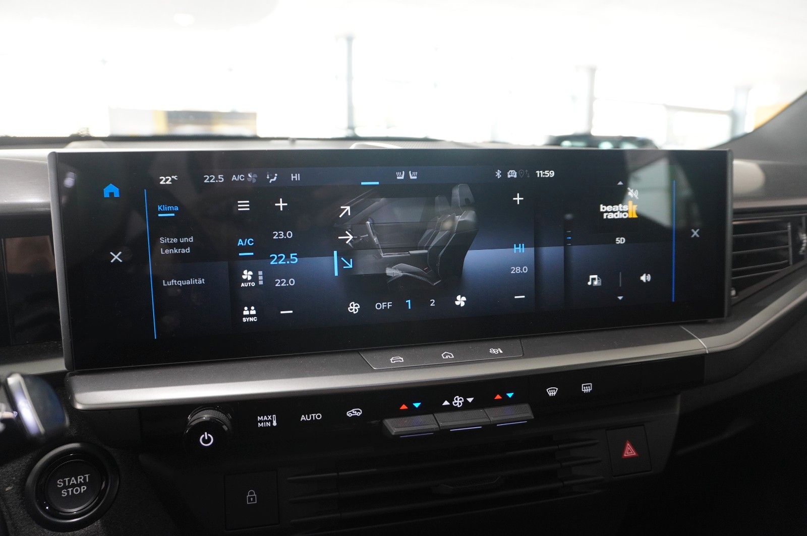 Fahrzeugabbildung Opel Grandland 1.2 48V HYBRID EDIT. NAVI/LED/KAMERA