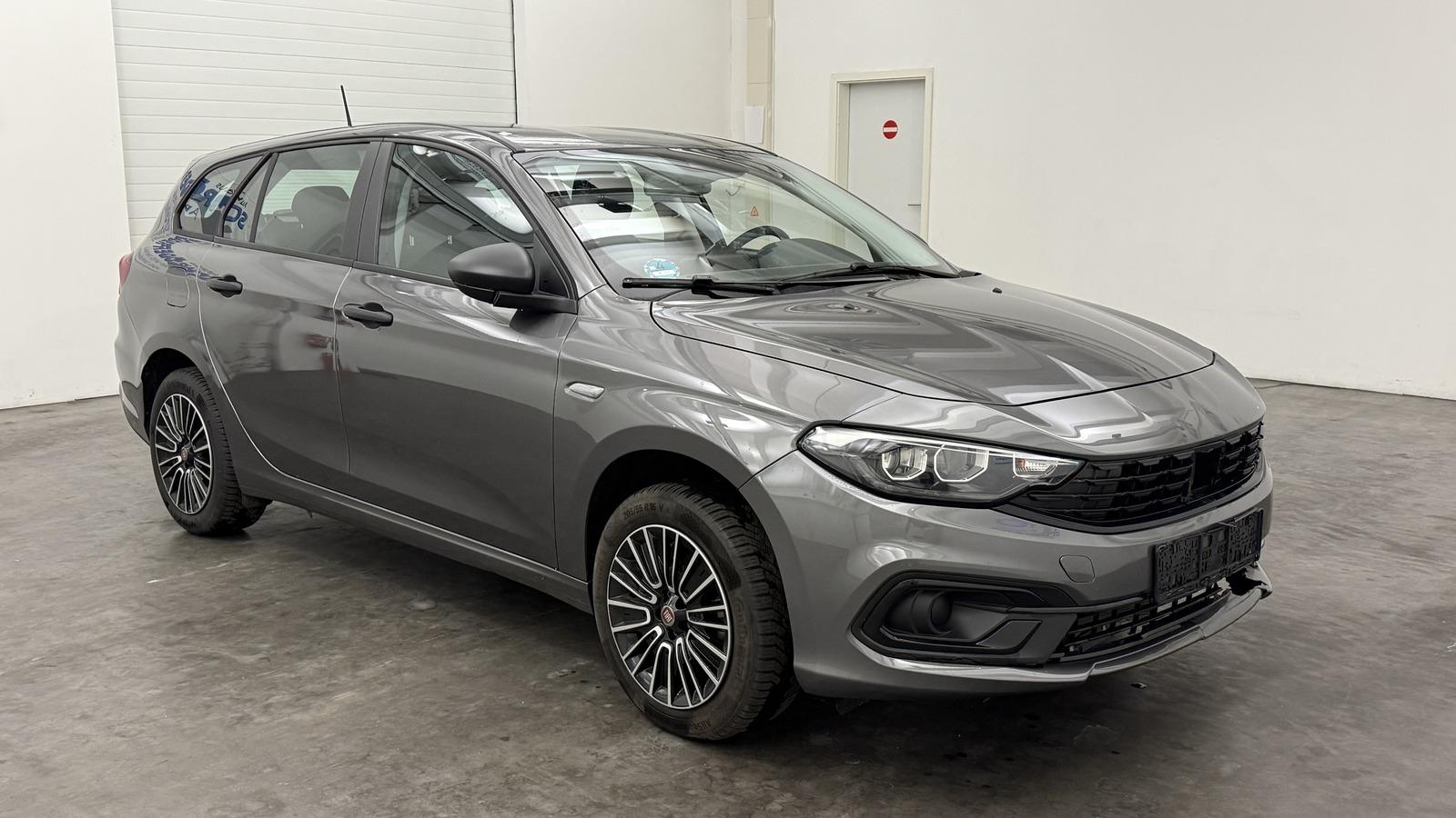 Fiat Tipo 1.5 Cross Aut. *1.Hand*Kamera*ACC*
