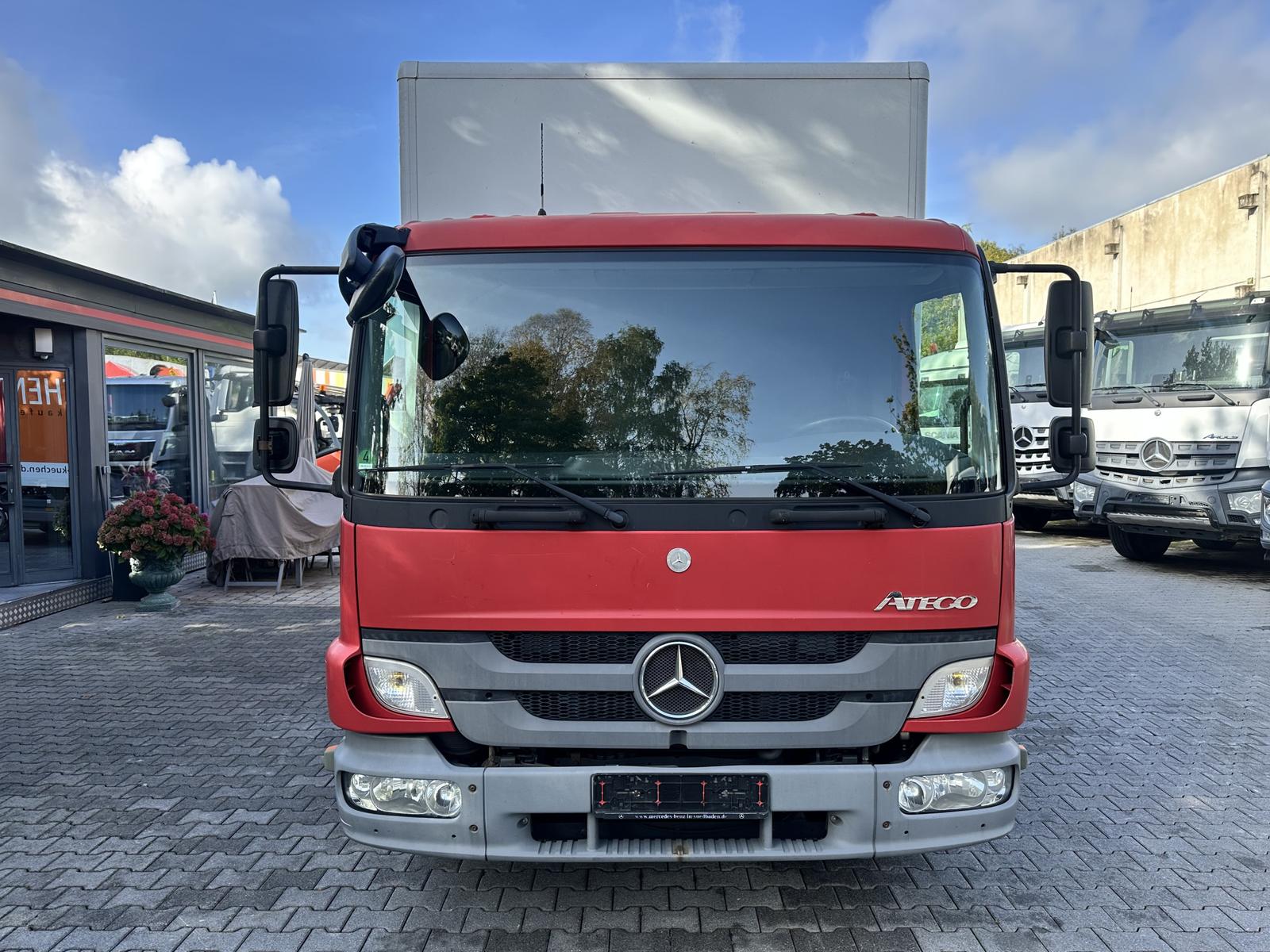 Mercedes-Benz Atego 816